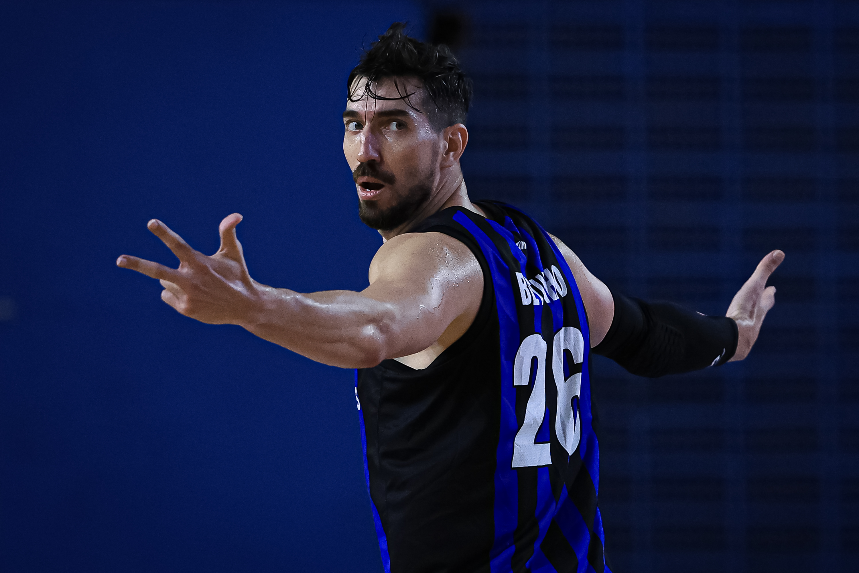 Pinheiros e Paulistano abrem playoffs do NBB