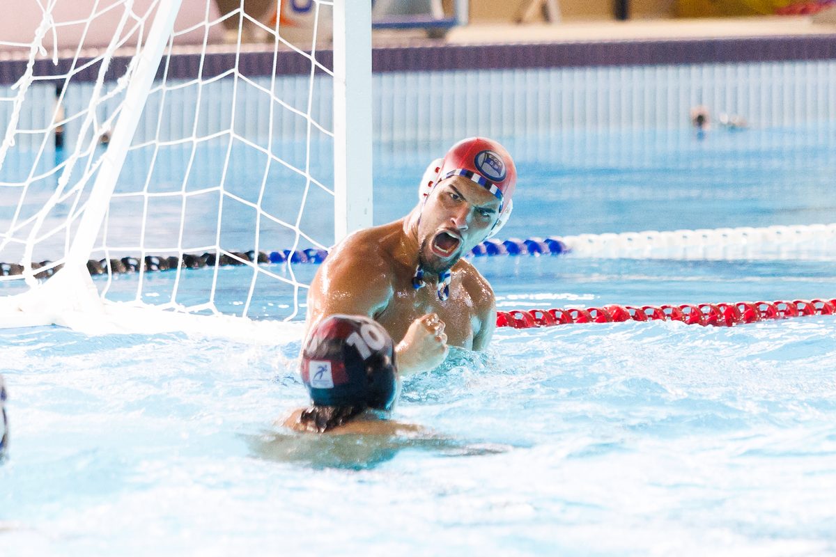 Pinheiros vence Flamengo no Polo Aquático