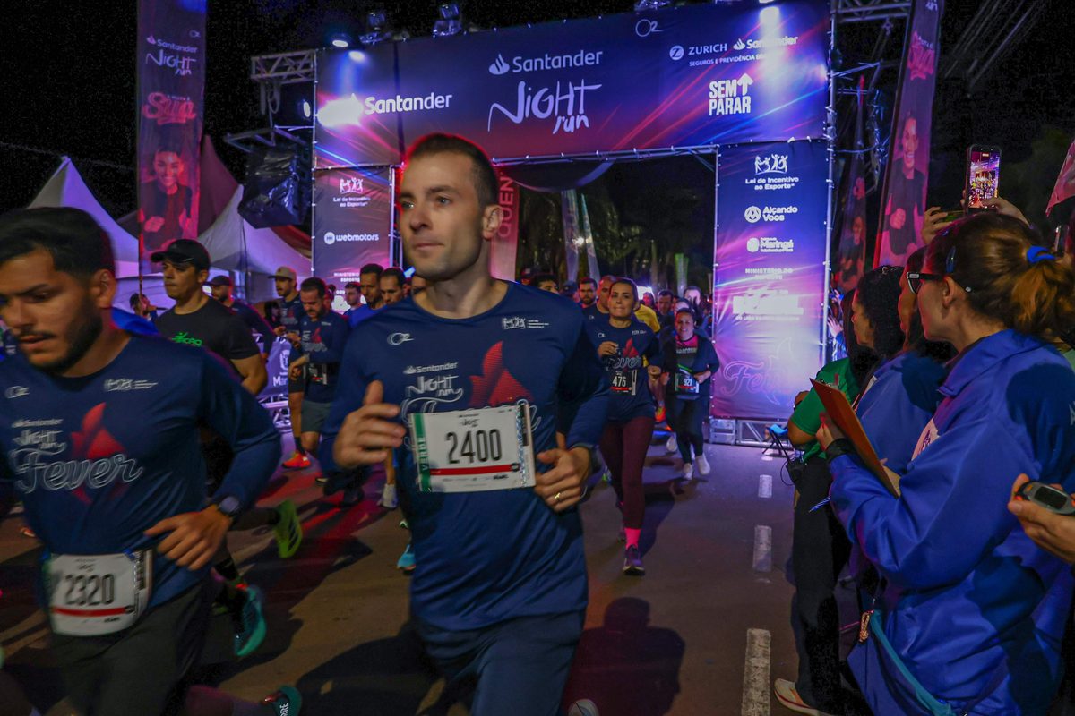 Santander Night Run Agita Florianópolis em Agosto