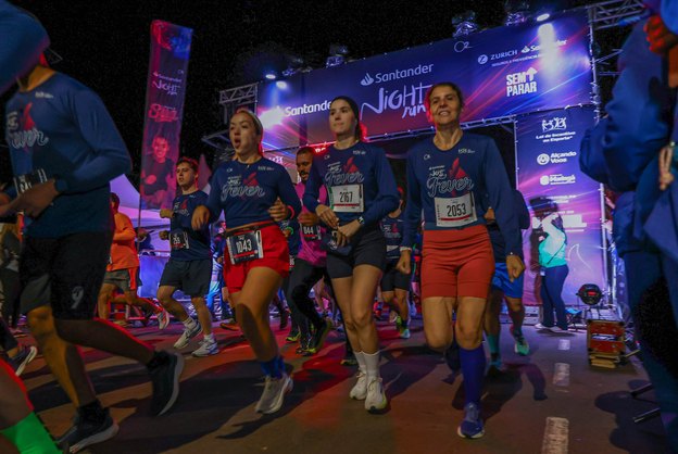 Santander Night Run agita Salvador com corridas noturnas