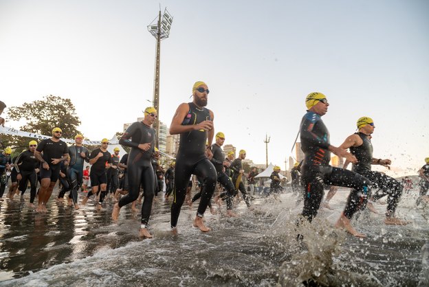 Santos sedia a 3ª etapa do Troféu Brasil de Triathlon