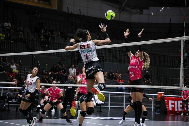 Semifinais do Paulista Feminino de Vôlei começam com Bauru e São Caetano