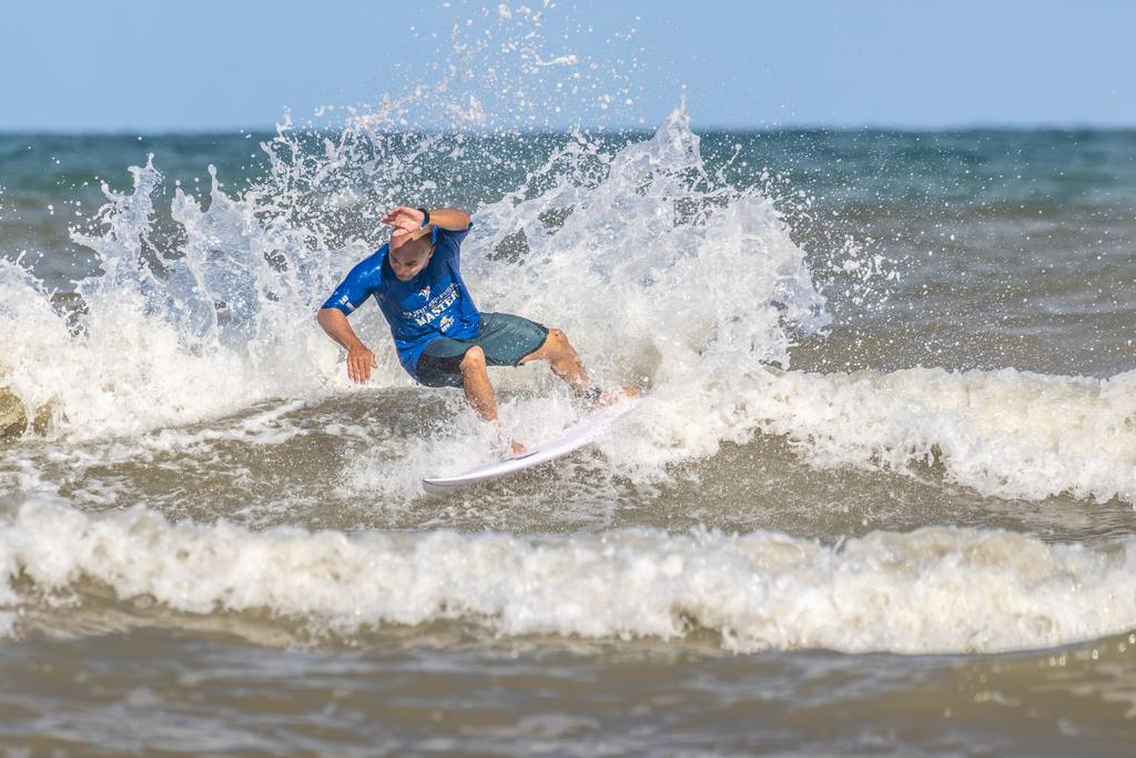 Surf Brasil Master retoma competições em Sergipe