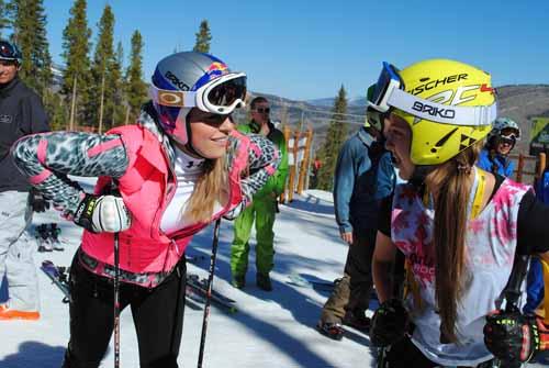 A jovem atleta brasileira de Ski Alpino, Eliza Nobre, participou na última semana do “Ski Girls Rocks", ao lado da campeã Lindsey Vonn / Foto: Divulgação