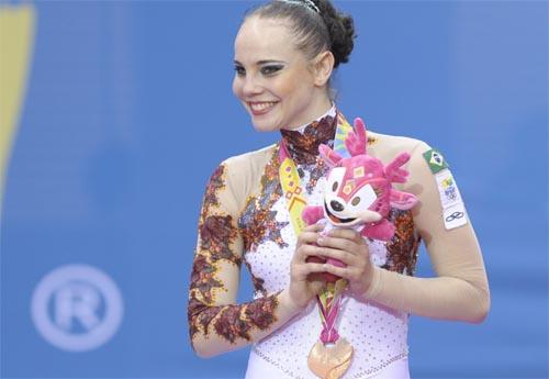 Angélica Kvieczynski conquistou o bronze no individual geral / Foto: Henrique Jiménes/Photo&Grafia