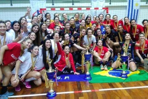 Time garantiu o título do Pan-Americano de Clubes no fim de semana / Foto: Federacao Coedobesa de Handebol