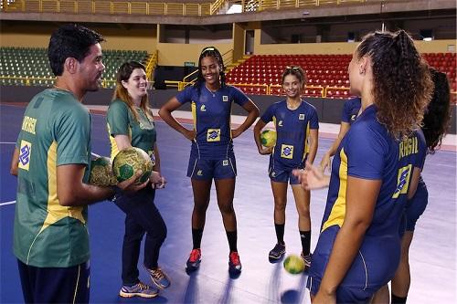 Equipe estreia no Pan-Americano de Handebol Júnior Feminino / Foto: Randes Nunes/CBHb