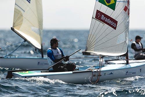 Jorge Zarif, na Finn / Foto: : Pedro Martinez/ Sailing Energy