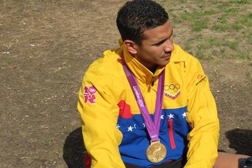Ruben Limardo, primeiro venezuelano a ser campeão olímpico desde 1968 / Foto: Humberto Deveza / EA