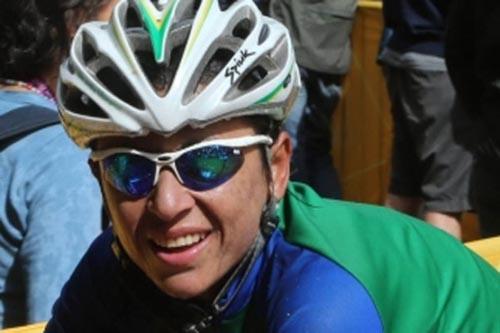 As outras ciclistas brasileiras na disputa não completaram a prova de 140km/ Foto:  Daniel Ramalho/AGIF/COB
