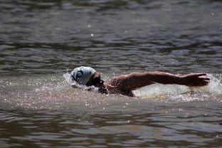 Nadador se prepara para Travessia do Canal da Catalina/ Foto: Flavio Perez/OnboardSports