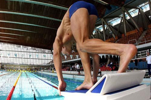 A seleção brasileira de natação completa uma semana em treinamento intenso no Crystal Palace, em Londres / Foto: CBDA/Divulgação