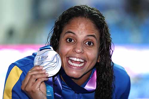 Natação - Etiene Medeiros conquista a medalha de prata no Mundial de Natação 