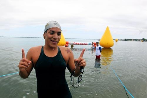 Ana Marcela Cunha, da Unisanta/SP, conquistou o pentacampeonato brasileiro de maratonas aquáticas / Foto: Satiro Sodré/AGIF