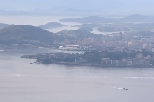 Imagem aérea dá panorama da Baía de Guanabara / Foto: Esporte Alternativo