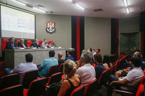 representantes dos Clubes debatendo / Foto: Staff Images / Flamengo