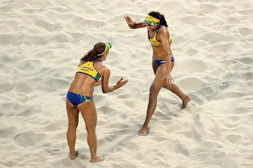 Brasileiras fazem 2 a 0 e emplacam segunda vitória nos Jogos Rio 2016: "Não pensei que seria tão fácil", disse Talita / Foto:  Ezra Shaw/Getty Images