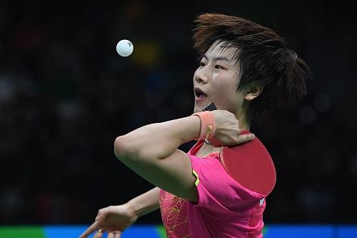 País asiático levou a prata e o bronze no torneio individual feminino com Ning Ding e Li Xiaoxia / Foto: Laurence Griffiths/Getty Images