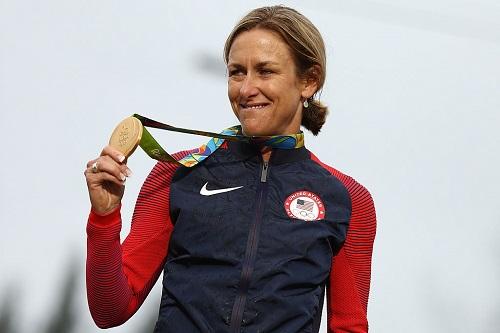 Kristin Armstrong venceu a prova do contrarrelógio pela terceira vez seguida e tornou-se a primeira tricampeã Olímpica do esporte / Foto: Bryn Lennon/Getty Images