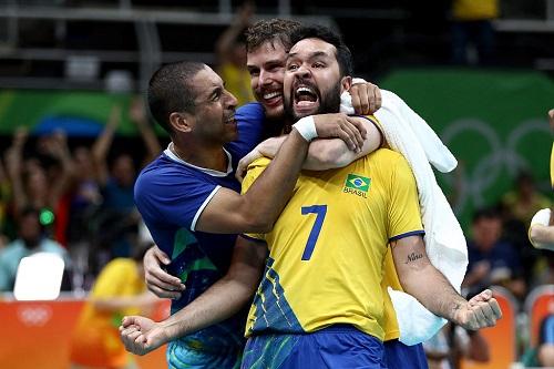 Reedição da final de Londres 2012 definirá finalista do Rio 2016; Itália e Estados Unidos disputam a outra vaga / Foto: Sean M. Haffey/Getty Images