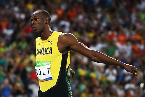 Jamaicano já conseguiu o tri nos 100m e ainda pode fazer o triple-triple se levar o ouro hoje e nos 4x100m na sexta / Foto: Cameron Spencer/Getty Images