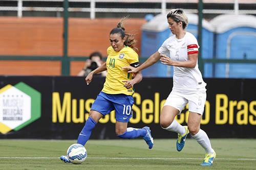 Marta está animada para voltar a jogar no Nordeste pela Seleção / Foto: Rafael Ribeiro/ CBF