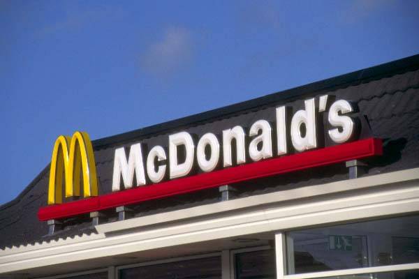 A McDonald's Corporation, uma parceira olímpica mundial e Restaurante Oficial dos Jogos Olímpicos, hoje anunciou seus planos de patrocínio para Londres 2012, que se concentrará no apoio a crianças ativas e felizes