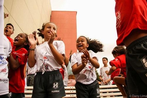 Festival Esportivo e do Convívio reuniu crianças, pais e professores em celebração que contou palestras e atividades para todos / Foto: Dany Lima