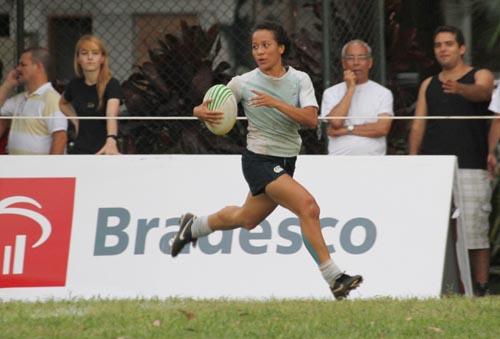 Paula Ishibashi, melhor atleta universitária / Foto: João Neto / Fotojump