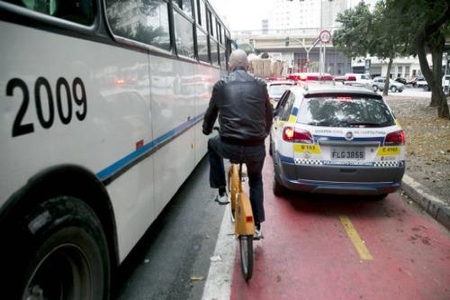 Motoristas não respeitam os ciclistas / Foto: Divulgação