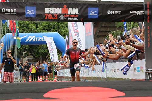 José Belarmino vence o Ironman 70.3 São Paulo / Foto: Fábio Falconi/Unlimited Sports