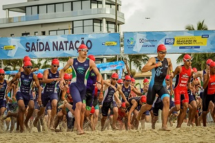 Largada no Brasileiro de Triathlon Infantil / Foto: Divulgação