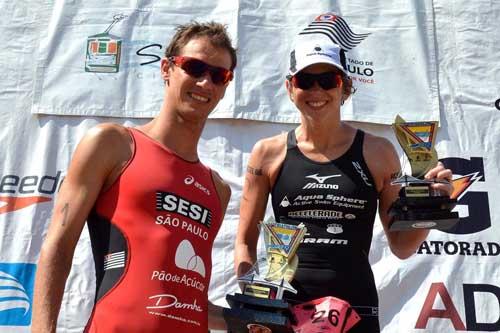 Reinaldo Colucci e Carla Moreno vencem  o 21º Triathlon Internacional de Santos / Foto: João Pires/Jump